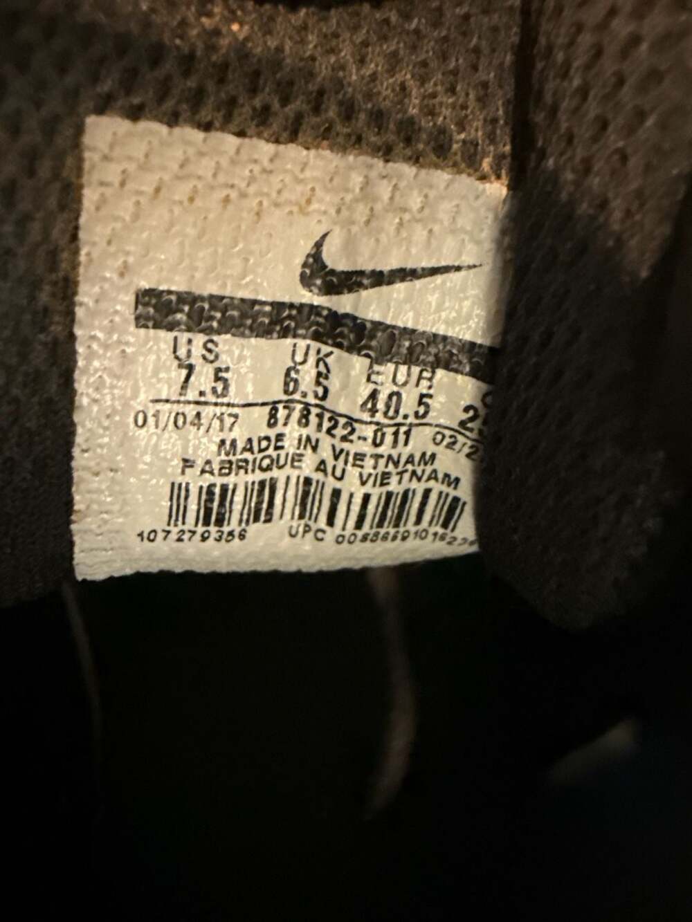 Nike Men's Alpha Menace Shark Black White Football Cleats Size 7.5 (878122-011)